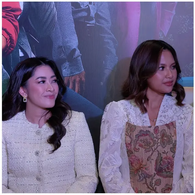 6 Potret Kebaya Brokat Indah Permatasari di Premiere 'Gak Nyangka', Detailnya Unik