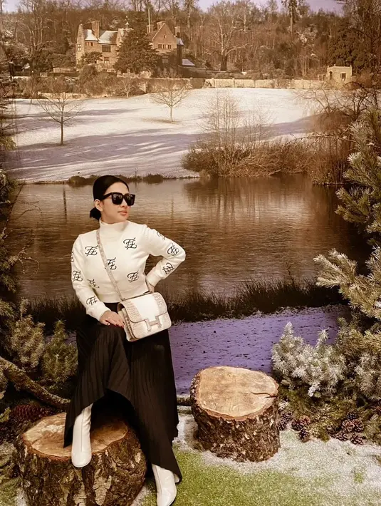 Syahrini (Instagram/princessyahrini)