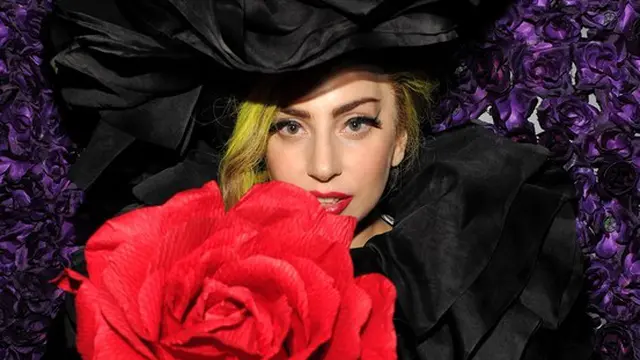 Cerita Lady Gaga yang Merasa Hidupnya Lebih Bahagia