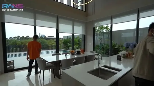 Raffi Ahmad dan Nagita Slavina (YouTube/Rans Entertainment)