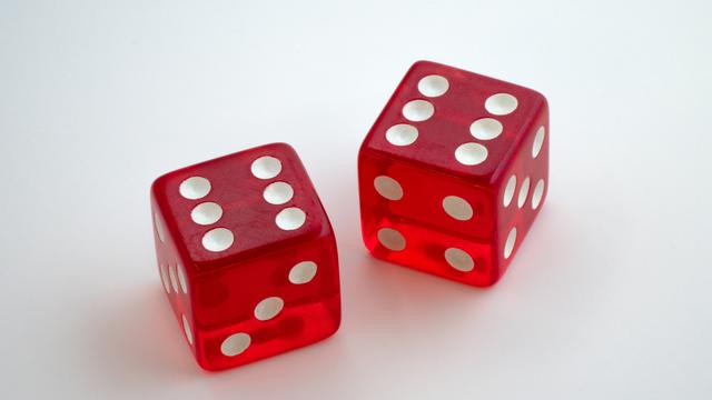 Ilustrasi mimpi, dadu