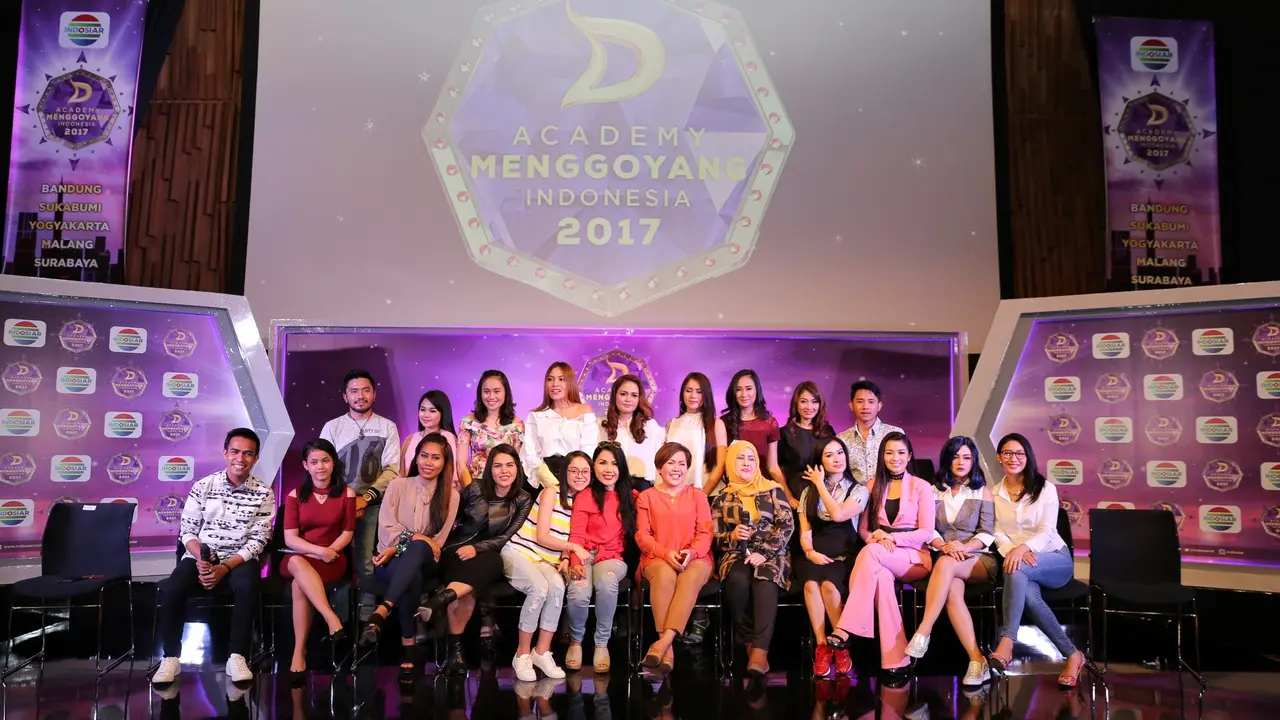 [Bintang] D'Academy Menggoyang Indonesia Hadirkan Raja dan Ratu Dangdut
