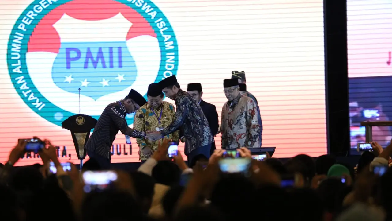 Menaker Hanif Dampingi Jokowi Buka Munas IKA PMII