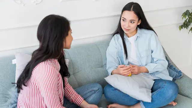 Bukan Cuma Pintar Akademik, 5 Zodiak Ini Juga Dikenal Cerdas Secara Emosional - 2