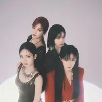 Lihat gaya sporty casual aespa di bandara Incheon menuju New York.  (Instagram/aespa_official).