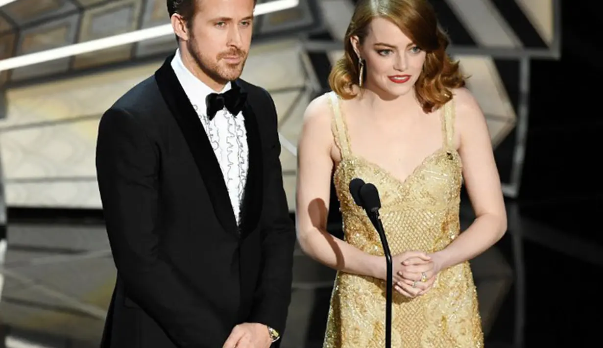 Sebeelumnya Emma Stone juga telah menerima beberapa penghargaan, seperti di Golden Globes beberapa waktu lalu dalam kategori Best Performance by an Actress in a Motion Picture, Comedy or Musical dalam film La La Land. (AFP/Bintang.com)