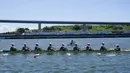 Tim dayung putri China berlatih jelang Olimpiade Tokyo 2020 di Sea Forest Waterway, Tokyo, Jepang, Minggu (18/7/2021). Olimpiade Tokyo 2020 dijadwalkan bergulir mulai 23 Juli hingga 8 Agustus 2021. (AP Photo/Jae C. Hong)