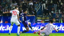Pertandingan Persija kontra Persis yang bukan kategori laga akbar, tapi menyedot animo penonton cukup besar di Stadion Brawijaya Kota Kediri, Jumat (14/2/2025).(Bola.com/Gatot Sumitro)