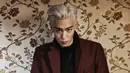 Namun kabar tersebut langsung dibantah oleh YG Entertainment. Agensi itu mengungkapkan jika T.O.P tidak merekam lagu spesial itu selama menjalani wajib militer. (Foto: pinterest.co.uk)