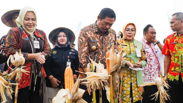 Panen Raya Jagung di Grobogan, Nana Sudjana Serukan Semangat Menuju Swasembada Pangan