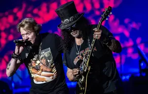 Guns N' Roses Konser di GBK 21 November 2026, Hadirkan Reuni 9 Dewa Gitar Rock Indonesia
