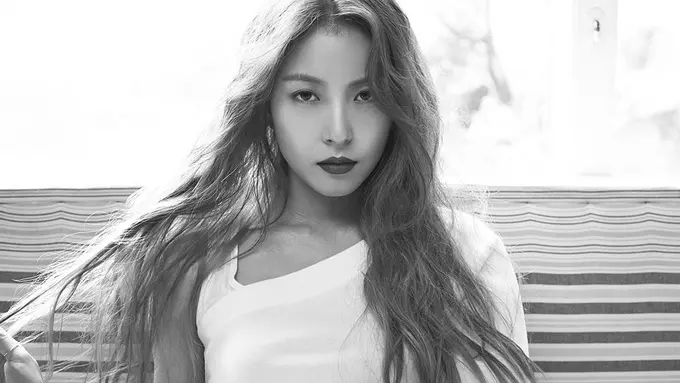 [Bintang] Kegalauan dan Patah Hati di MV Terbaru BoA, Spring Rain