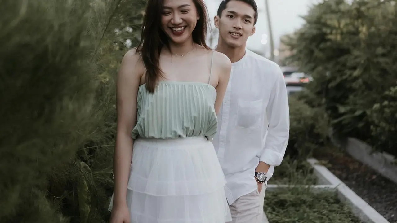 [Fimela] Jonatan Christie dan Shania eks JKT 48