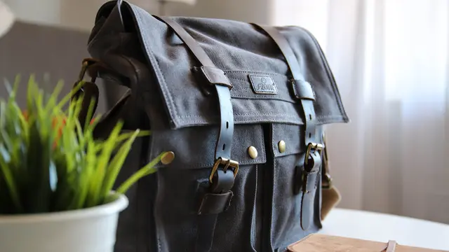 [Fimela] Tas