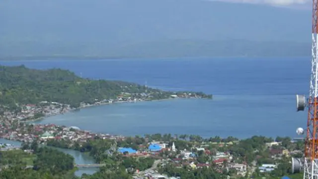 Danau-danau Paling Dalam di Indonesia Ini Buat Anda Tercengang