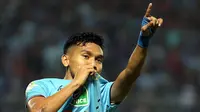 Pemain Persela, Dendy Sulistyawan. (Bola.com/Dok. Official Persela)