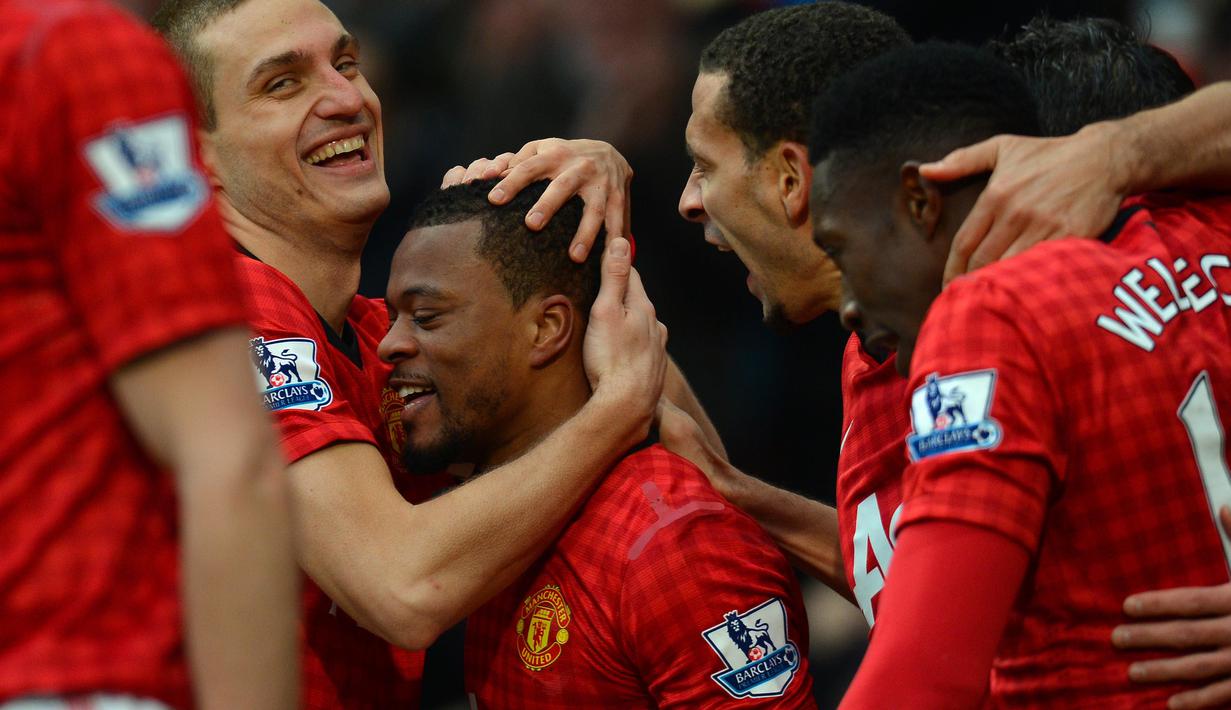 Mantan bek Manchester United, Patrice Evra, mengumumkan pensiun sebagai pesepakbola