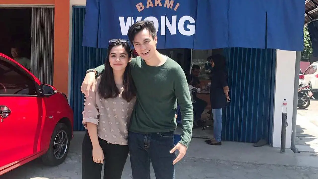Vebby Palwinta dan Baim Wong