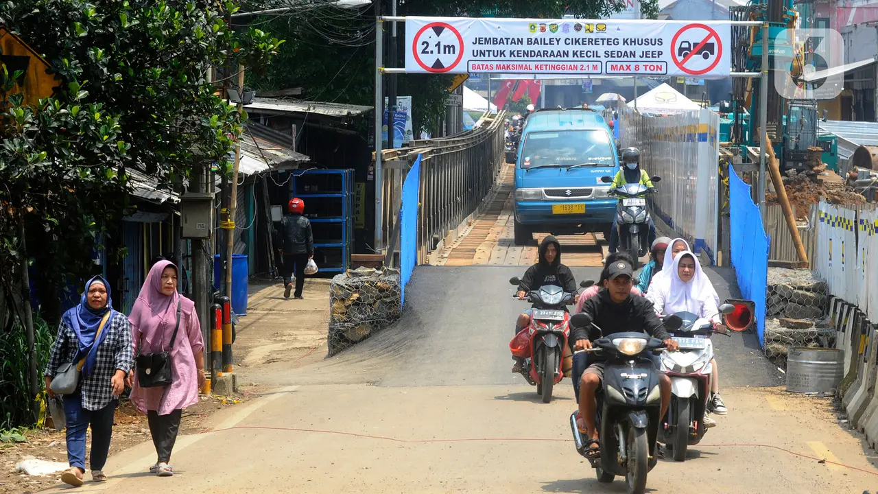 jembatan bailey dioperasikan di Cikereteg