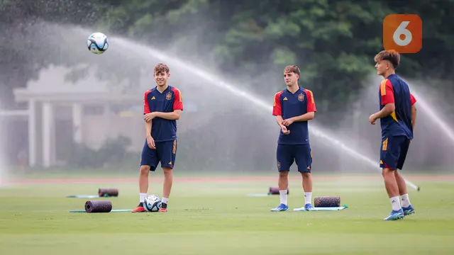 Foto: Jelang Laga Panas Dua Tim Top Eropa di Piala Dunia U-17, Begini Potret Latihan Timnas Spanyol U-17 dan Timnas Jerman U-17
