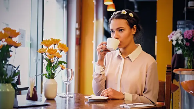 wanita agustus kekurangan diri