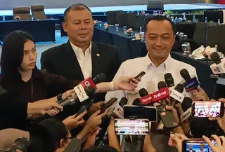 Mensesneg Prasetyo Hadi menegaskan, pemerintah belum memiliki rencana untuk mengembalikan UU KPK ke versi lama. (Liputan6.com/Delvira Hutabarat)