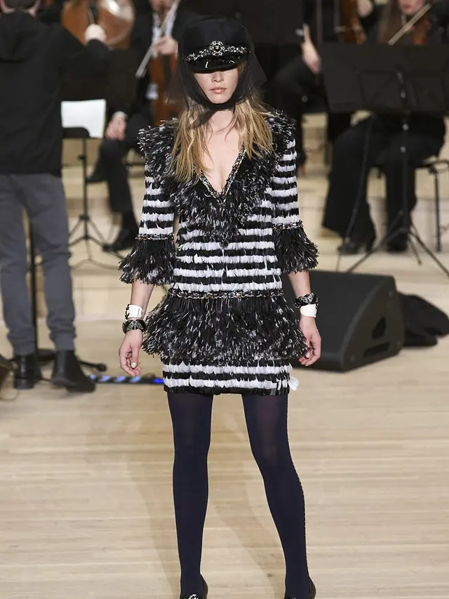 Inspirasi Pelaut dalam Koleksi Terbaru Chanel