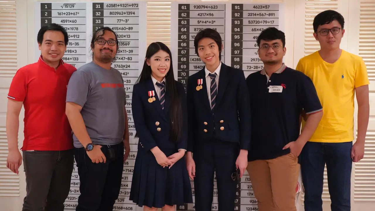 Mischka Aoki dan Devon Kei Enzo