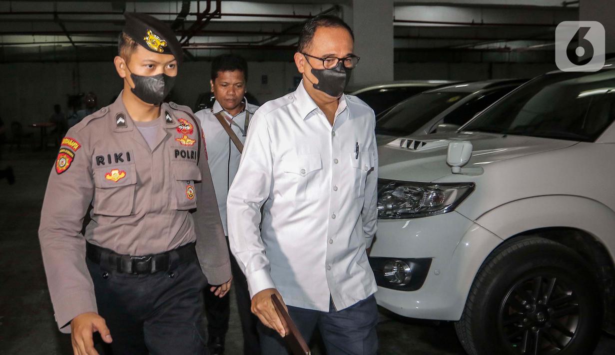 Rafael Alun Trisambodo divonis hukuman 14 tahun penjara dan denda Rp 500 juta subsider tiga bulan kurungan. (Liputan6.com/Angga Yuniar)