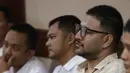 Sebelumnya, Ammar Zoni didakwa terlibat dalam jaringan peredaran narkotika jenis sabu yang dilakukan di dalam Rumah Tahanan (Rutan) Salemba. Tampak dalam foto, terdakwa dugaan peredaran narkotika di Rumah Tahanan (rutan) Salemba, Muhammad Ammar Akbar alias Ammar Zoni saat mengikuti sidang lanjutan kasusnya di Pengadilan Negeri (PN) Jakarta Pusat, Kamis (15/1/2025). (KapanLagi.com/Budy Santoso)