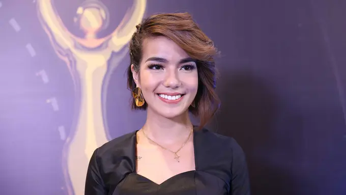 [Bintang] Sheila Marcia