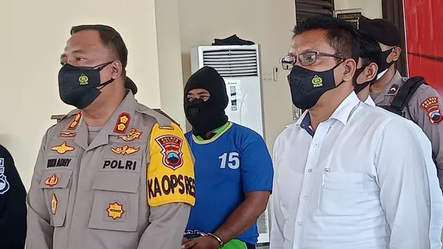 Pelatih bola voli di Demak, Jawa Tengah ditangkap lantaran diduga mencabuli dan menyetubuhi belasan muridnya. (Foto: Liputan6.com/Kusfitria M)