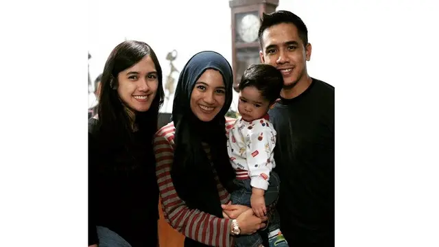 Beda Keyakinan, Ini 7 Potret Alyssa Soebandono dan Sang Kakak yang Jarang Tersorot