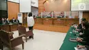Terdakwa Putri Candrawathi menjalani sidang vonis di Pengadilan Negeri Jakarta Selatan, Senin (13/2/2023). Putri Candrawathi divonis 20 tahun penjara dalam kasus pembunuhan berencana Brigadir Nofriansyah Yosua Hutabarat atau Brigadir J. (Liputan6.com/Faizal Fanani)