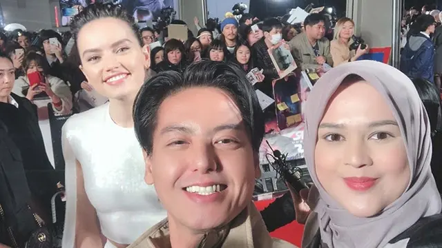 Penggemar Berat, Ini 6 Momen Roger dan Cut Meyriska Bertemu Pemain Star Wars