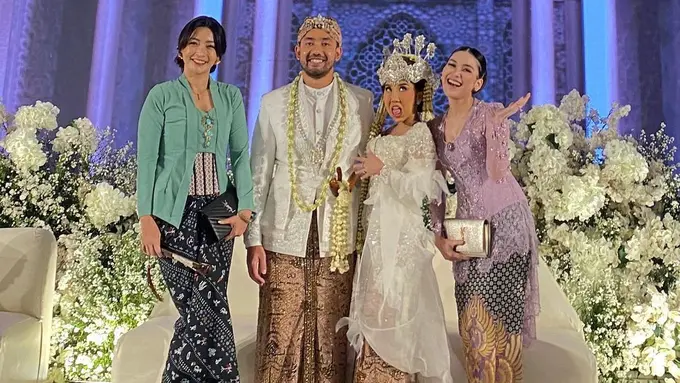 Kiky Saputri - Ayu Ting Ting (Foto: Instagram/@ayutingting92)