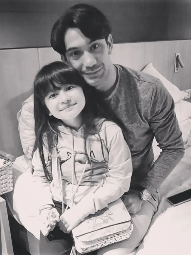 Main di Layangan Putus, Ini 6 Potret Manis Reza Rahadian dan Graciella Abigail