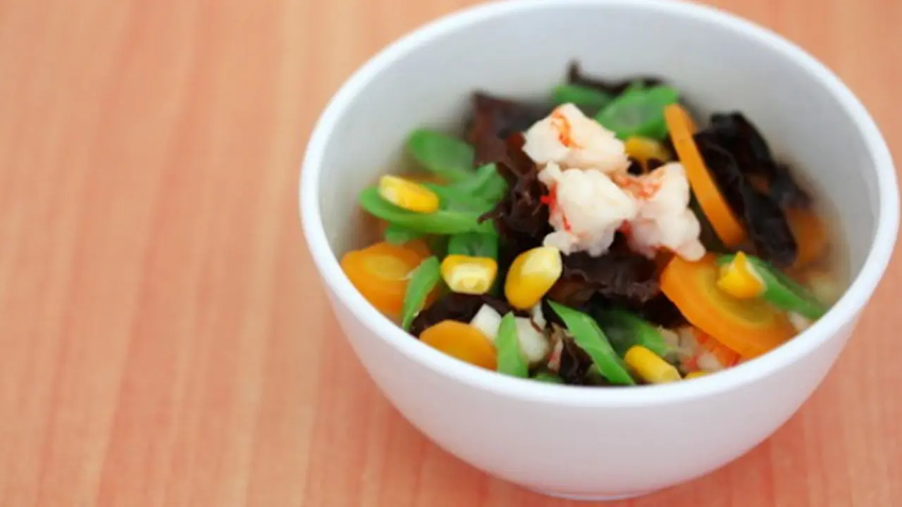 Menu Maksi: Sup Sayuran Udang nan Segar