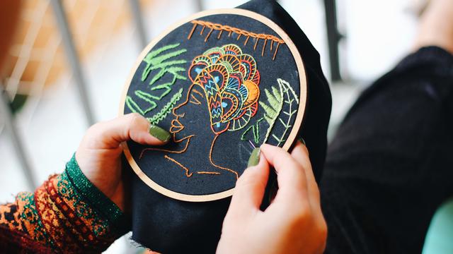 Ilustrasi pengrajin bordir