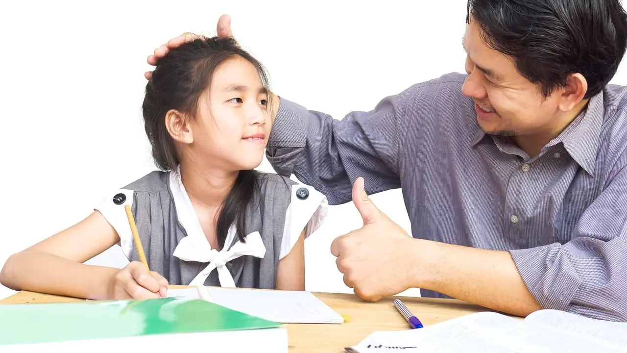 Mengenal FAFO Parenting: Gaya Asuh yang Biarkan Anak Belajar dari Konsekuensinya