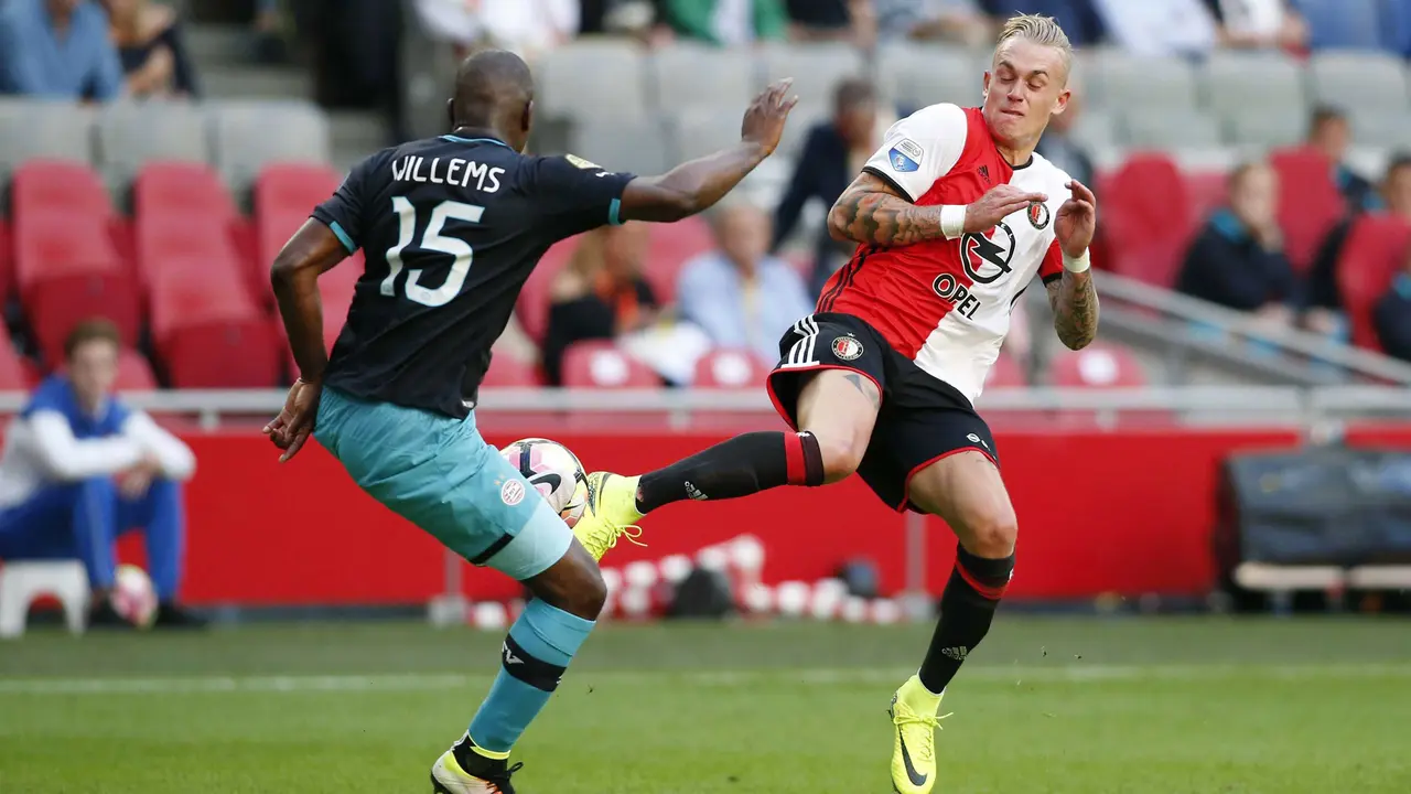 Roma Gaet Bek Feyenoord