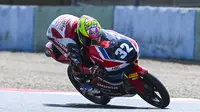 Kiandra Ramadhipa Sabet 4 Poin di Prancis, Bertahan di 5 Besar Klasemen Moto3 Junior Championship 2026