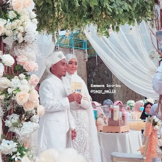 7 Potret Akad Hingga Resepsi Pernikahan Taqy Malik dan Serrel Thalib