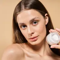 Ilustrasi Makeup Tahan Panas Saat Iklim El Nino. [depositphotos.com]