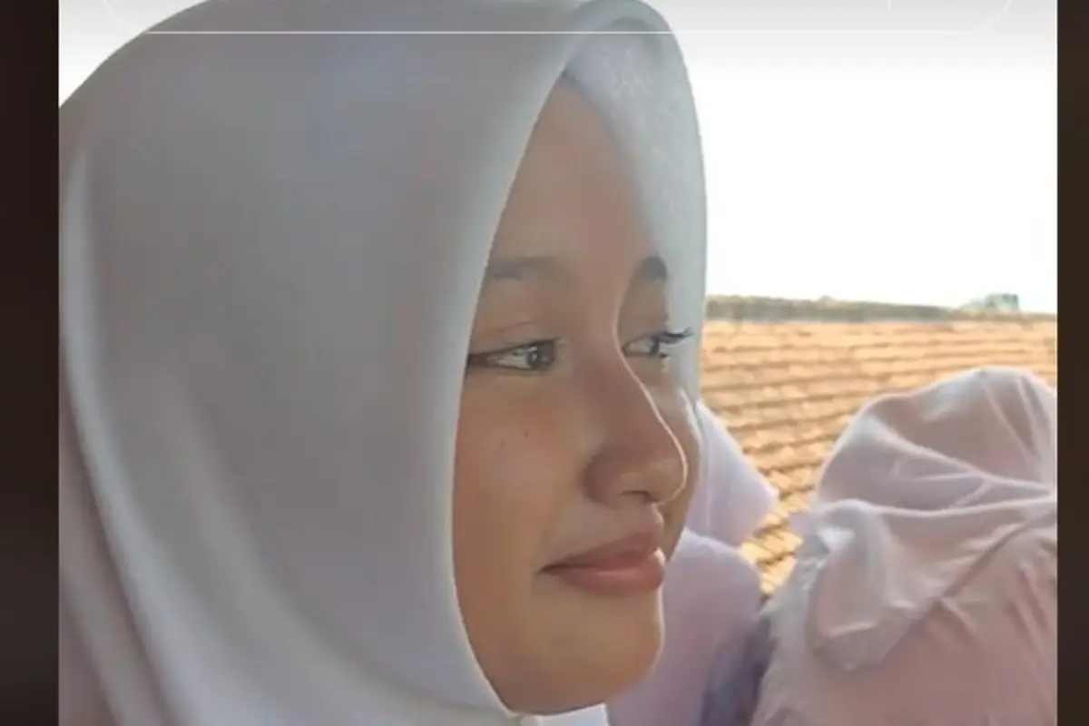 Viral Anak SMA Mirip Jennifer Coppen, Disebut Cantik Natural dan Mamari Versi Hijab.
