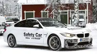 Mobil yang digunakan sebagai Safety Car ini mendapatkan beberapa perubahan tampilan yang masih ditutupi selubung.