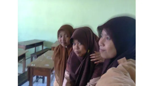 6 Foto Jadul Kekeyi Saat Masih SMA Ini Bikin Pangling