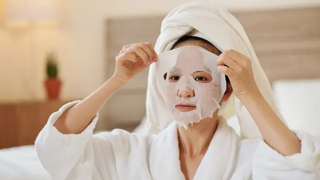 Bye-Bye Makeup Luntur! Intip 5 Tips Skin Preparation agar Wajah Flawless Sepanjang Lebaran