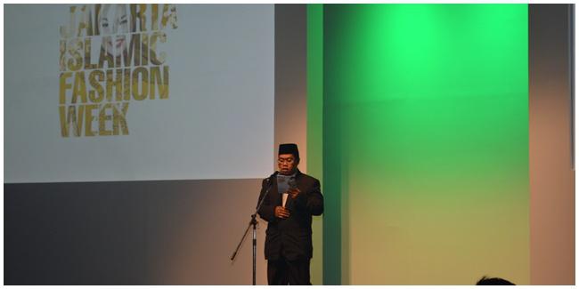 Pembukaan Jakarta Islamic Fashion Week