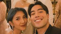 Vidi Aldiano dan Sheila Dara menghadiri pernikahan Kevin Sanjaya (Instagram/vidialdiano)